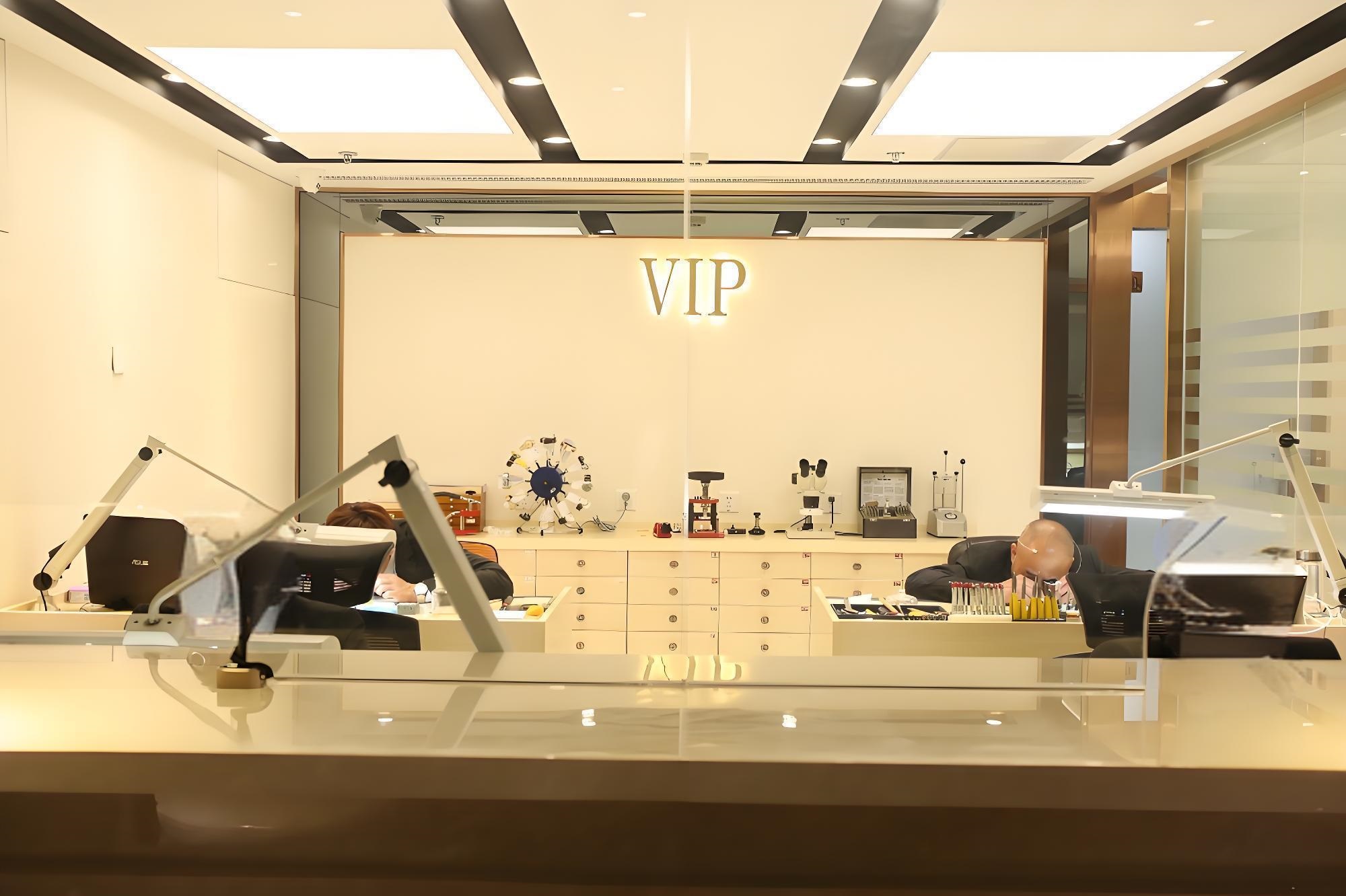 泰格豪雅售后服务（融恒店）