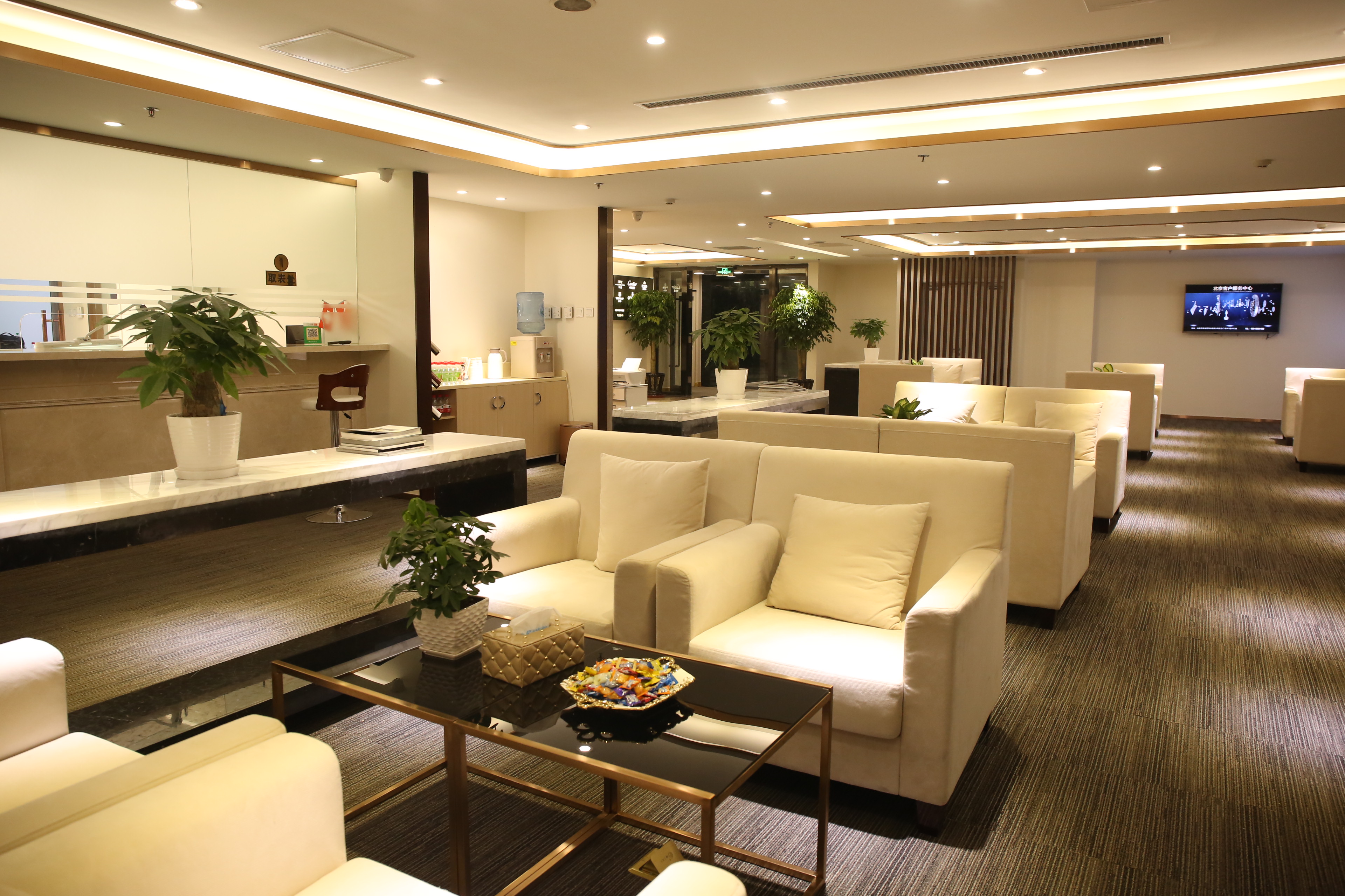 南京泰格豪雅维修售后服务中心点（南京中心店）