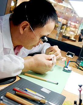 本杰明·托马斯-北京泰格豪雅维修中心制表师