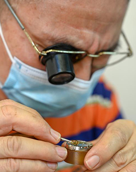 伊桑·威尔森-青岛泰格豪雅维修中心制表师